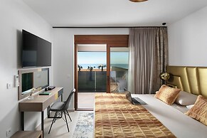 Malibu Imperial Resort