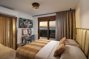 Malibu Imperial Resort