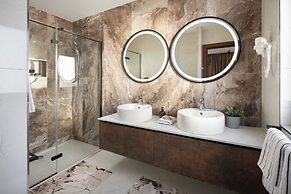 Malibu Imperial Resort