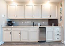 Phoenix Gulf Towers 2203 3 Bedroom Condo