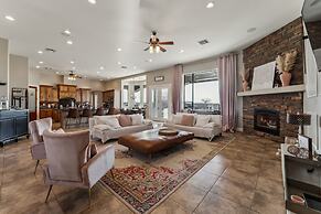 Luxury Home With Slide Pool/spa/movie Theatre 5 Bedroom Home