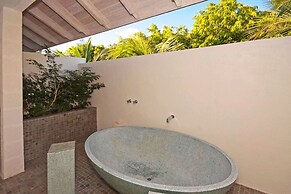 Tom Tom 4 Bedroom Villa