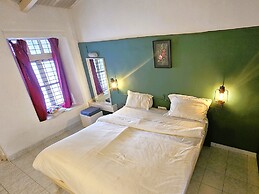 iSTAYS The Colonial Villa Yercaud