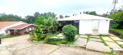 iSTAYS The Colonial Villa Yercaud