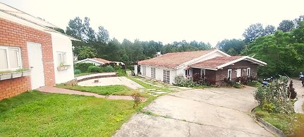 iSTAYS The Colonial Villa Yercaud