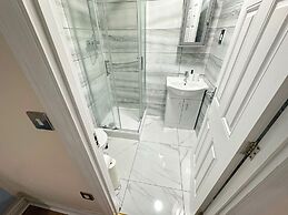 2bdr En Suite Wembley Apartment Retreat