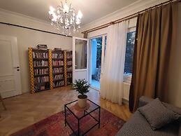 2BR house near Hilton bosphorus otel #2