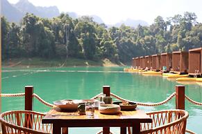 360 issara Floating Resort