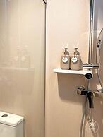 360 issara Floating Resort