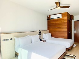 360 issara Floating Resort