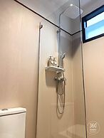 360 issara Floating Resort