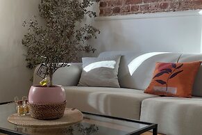 2BR and 2bath balcony apt in heart of isatanbul #3