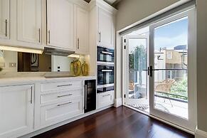 2 Bedroom Flat With Balcony