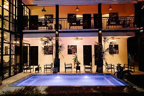 The courtyard Chiangrai