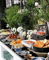 The courtyard Chiangrai