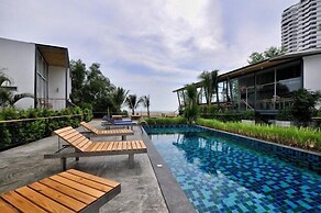 Sunset Serenity Jomtien Resort