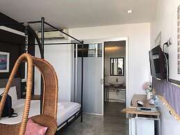 Sunset Serenity Jomtien Resort