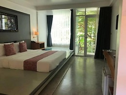 Sunset Serenity Jomtien Resort