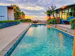 Sunset Serenity Jomtien Resort