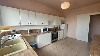 07 LIM - Stay Velvet Apartment