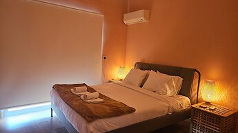 07 LIM - Stay Velvet Apartment