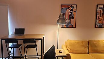 07 LIM - Stay Velvet Apartment