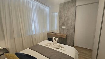 37 NIC - Stay City Center Gem