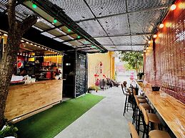 Noibai Sunflower Hotel