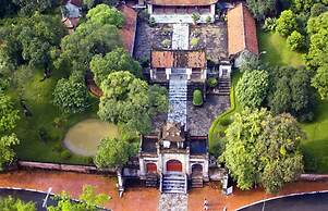 Noibai Sunflower Hotel