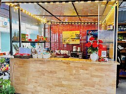 Noibai Sunflower Hotel