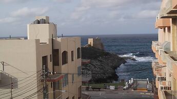 Sea and Country View 1st Floor Apartment