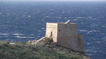 Sea and Country View 1st Floor Apartment