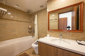 Luxe Paradise Suites Tay Ho