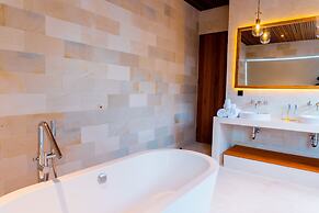 Ersanea Villas Seseh