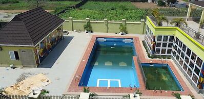 Aaliyah Royale Hotel