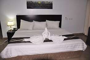 Aaliyah Royale Hotel