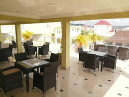 Aaliyah Royale Hotel