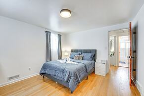 15 Mi to Dtwn Detroit: Cozy Family Home w/ Yard!