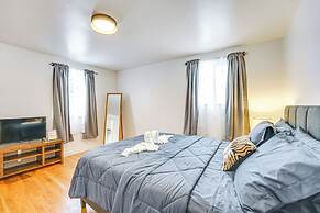 15 Mi to Dtwn Detroit: Cozy Family Home w/ Yard!