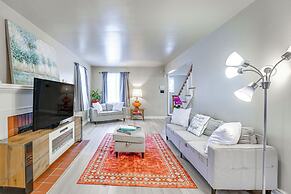 15 Mi to Dtwn Detroit: Cozy Family Home w/ Yard!