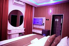 Size99 Apartment and Suites