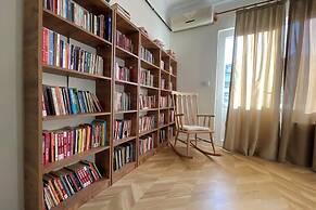 2BR2Bath Central Apt Close to Nişantaşi