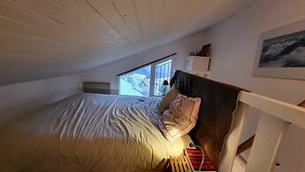 Scenic Apartment With Garden