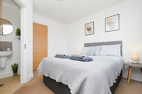 Derby 2 Bed House 3 Min Walk to Hospital