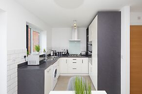 Derby 2 Bed House 3 Min Walk to Hospital