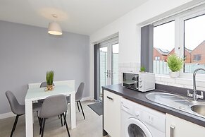 Derby 2 Bed House 3 Min Walk to Hospital
