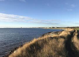 Coastal Apartment With Balcony