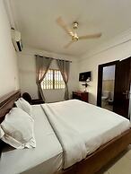 Golden Crystal Hotel