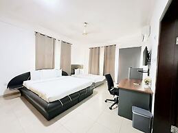 Golden Crystal Hotel