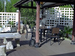 Shanghai Yinxubai Designer Homestay